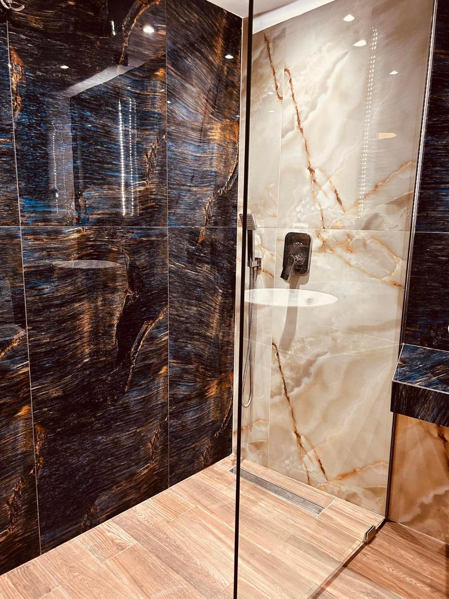 Marble House Lägenhet Kavala Exteriör bild